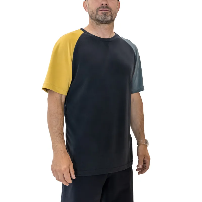 Ihned K Objednání Cyklistický dres DresslER (Černá) - Pánský cyklistický dres Endorphin Republic