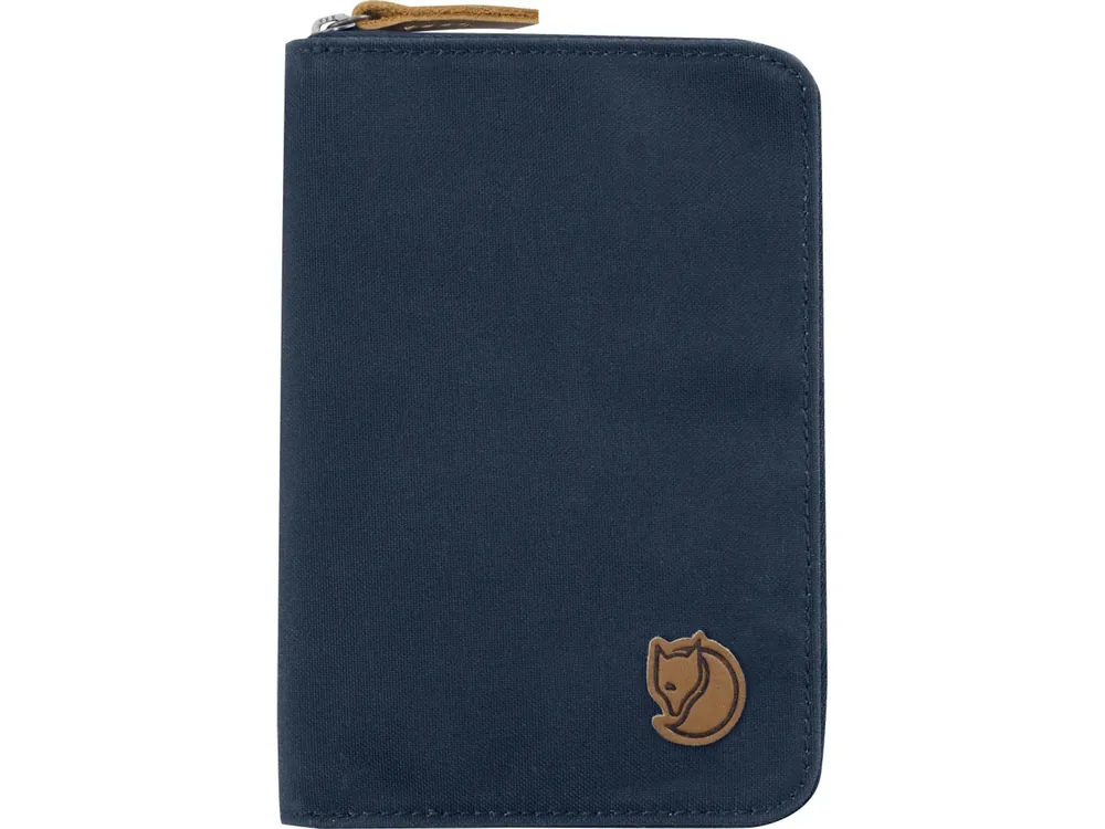 FjällRäven Passport Wallet (Tmavě modrá) - Pouzdro na karty Endorphin Republic Objednat Nyní