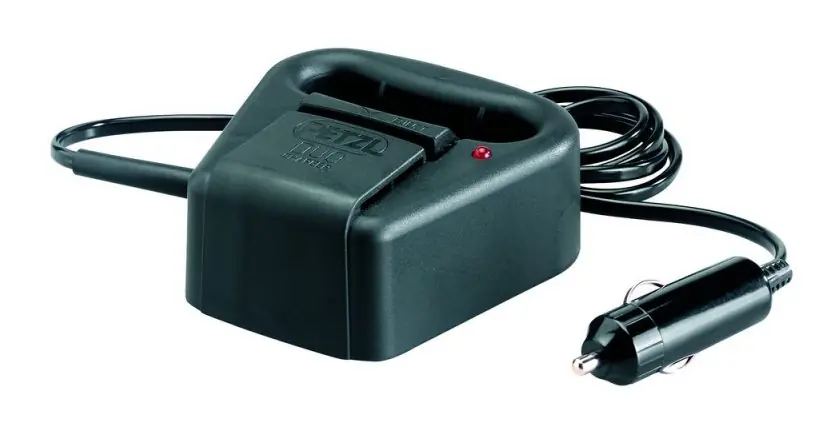 Rychlé Dodání PETZL Duo Car Charger 12 V